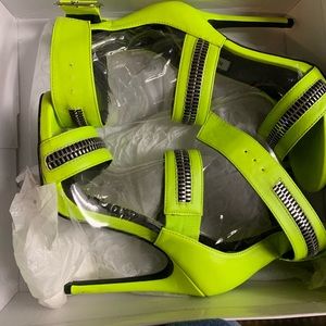 Steve Madden zipper green heels